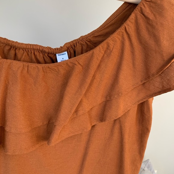 BNWT Rust ruffled top - M - Picture 4 of 6